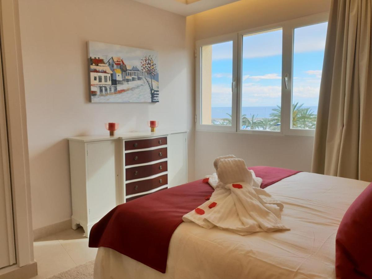 Fantastic Apartment In Front Of The Sea & Marina Εστεπόνα Εξωτερικό φωτογραφία