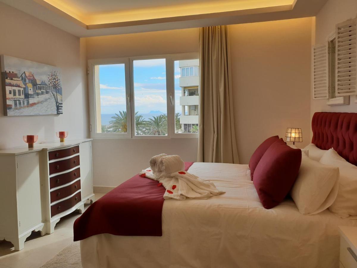 Fantastic Apartment In Front Of The Sea & Marina Εστεπόνα Εξωτερικό φωτογραφία
