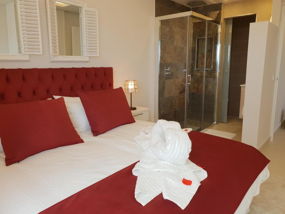 Fantastic Apartment In Front Of The Sea & Marina Εστεπόνα Εξωτερικό φωτογραφία